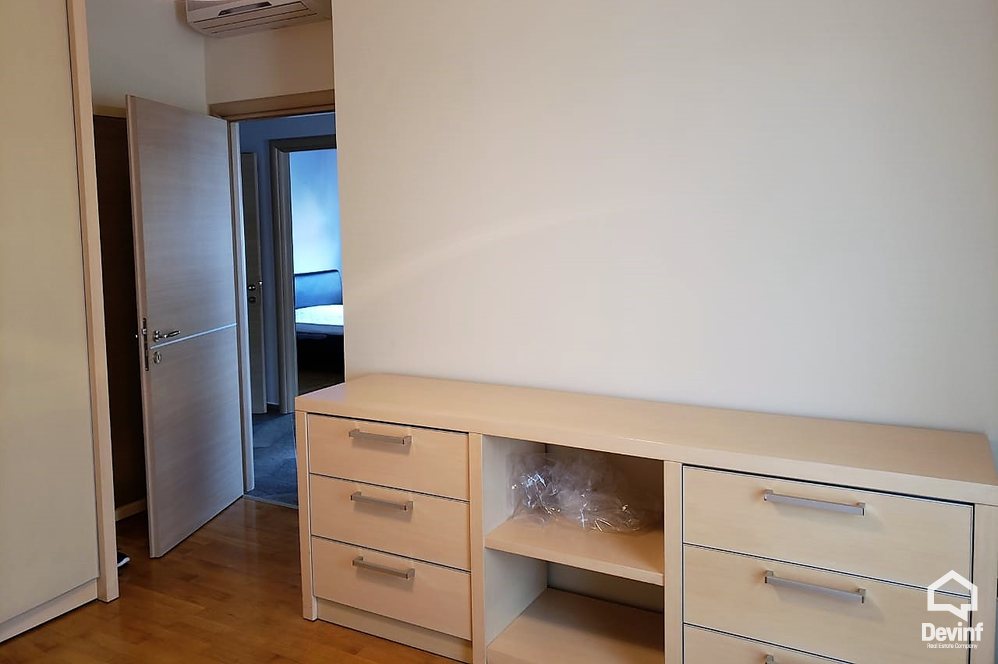 Tirane Shitje Apartament 3+1+A Apartament ne zonen e Bllokut apartament