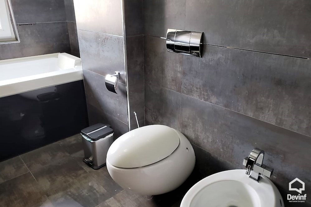 Tirane Shitje Apartament 3+1+A Apartament ne zonen e Bllokut apartament