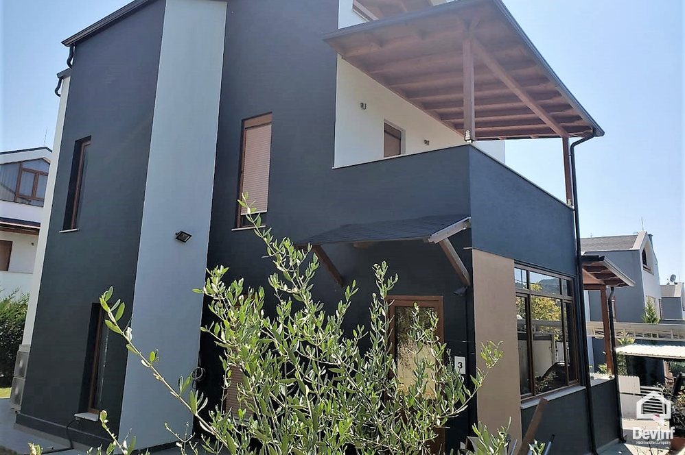 Tirane For Rent Villa 4+1+A A house in residential compound close to Tirana East Gate Villa Residential Complex
