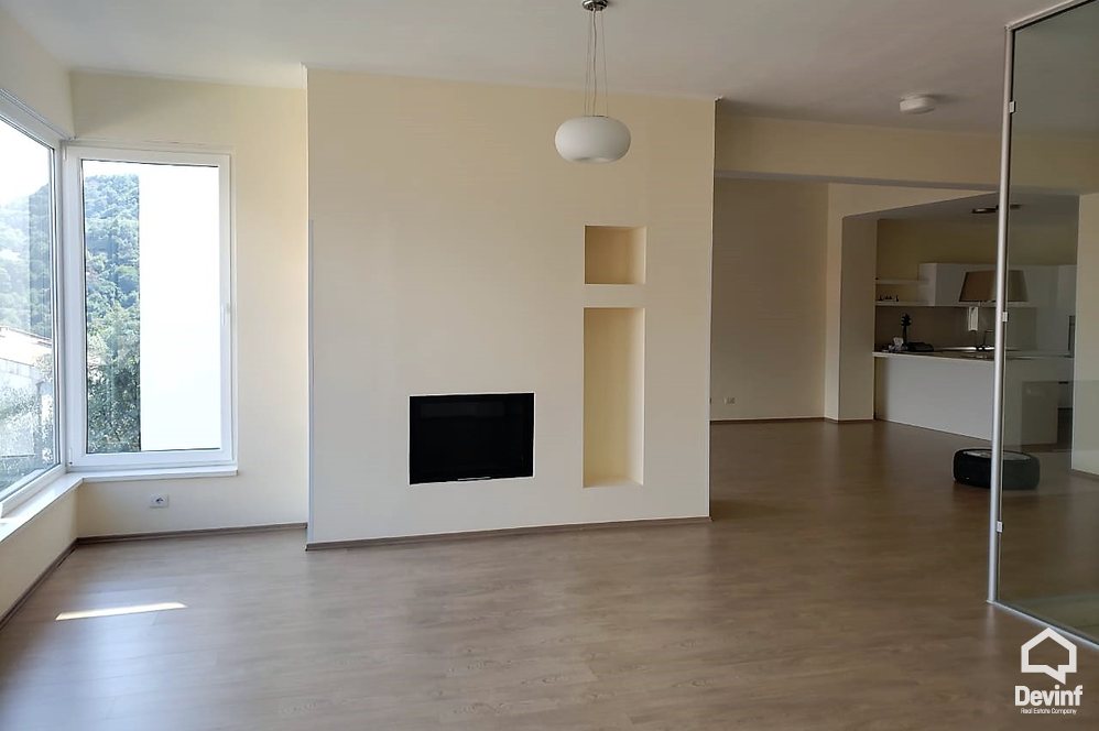 Tirane For Rent Villa Me shume se 4 dhoma A house in residential compound close to Botanical Garden Villa Residential Complex