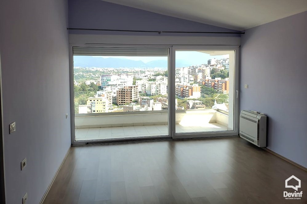 Tirane For Rent Villa Me shume se 4 dhoma A house in residential compound close to Botanical Garden Villa Residential Complex