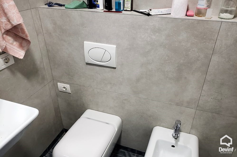 Tirane Qera Apartament 3+1+G Apartament ne Rr. Kavajes apartament kompleks rezidencial
