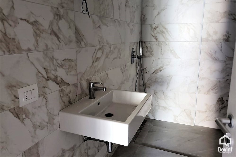 Tirane Shitje Apartament 2+1+A Pallat i ri prane Gardes se Republikes se Shqiperise apartament