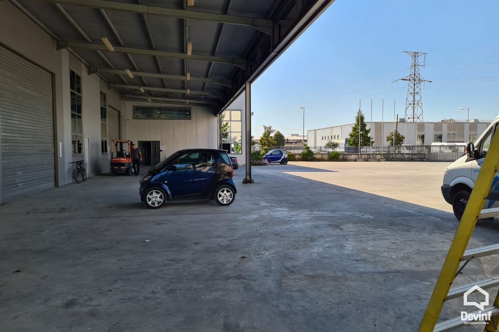 Tirane Shitje Magazine  Magazine ne Autostraden Tirane-Durres industri