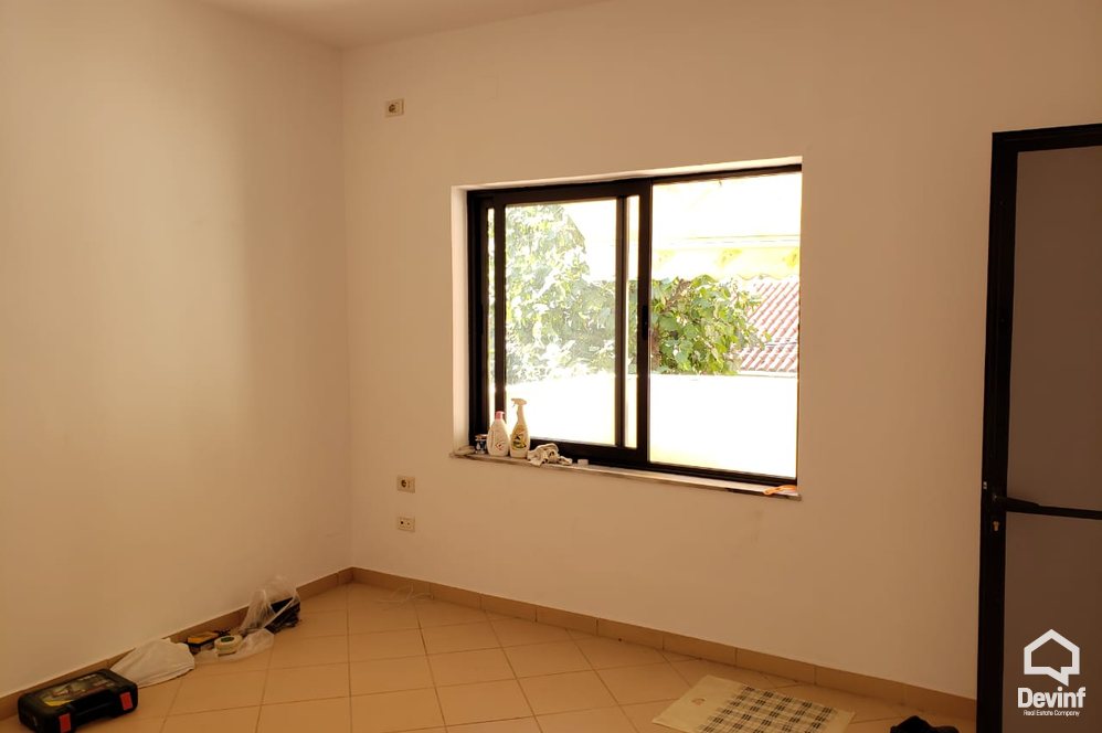 Tirane Qera Vile  Objekt ne qender te Tiranes zyre ndertese multifunksionale hotel