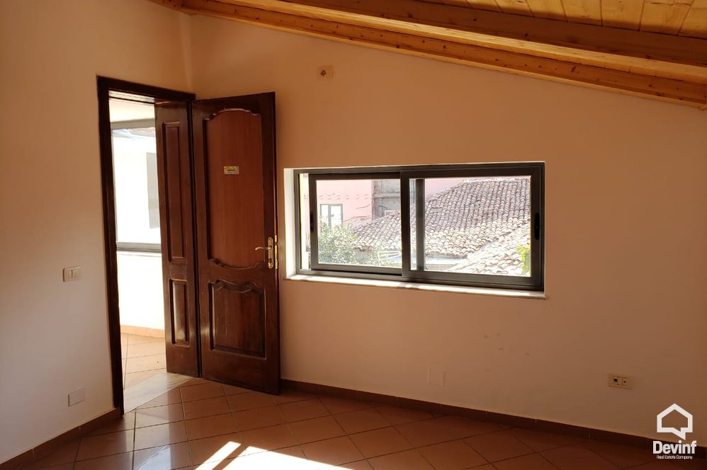 Tirane Qera Vile  Objekt ne qender te Tiranes zyre ndertese multifunksionale hotel