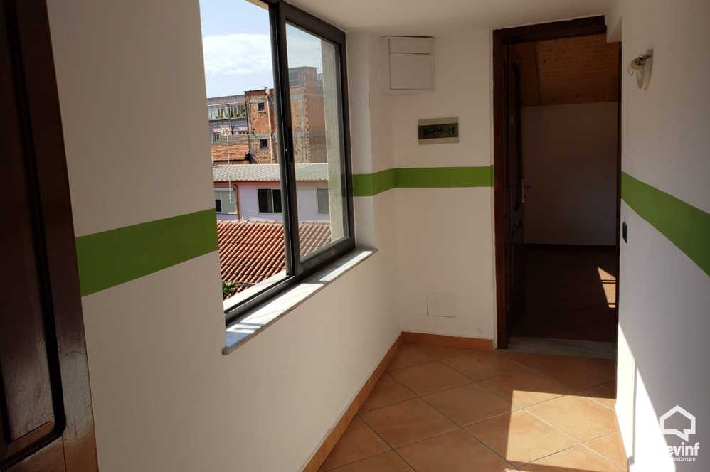 Tirane Qera Vile  Objekt ne qender te Tiranes zyre ndertese multifunksionale hotel