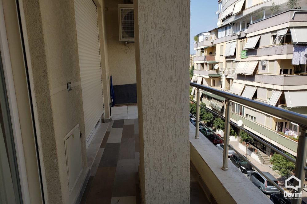 Tirane Qera Apartament 2+1+A Apartament i ri prane Kopeshtit Zoologjik apartament