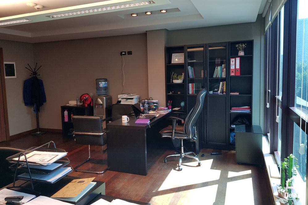 Tirane Qera Zyre  Zyre ne qender te Tiranes zyre studio ligjore Noter