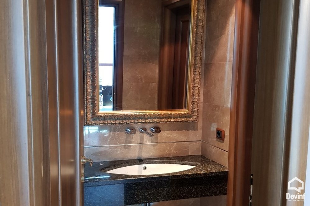 Tirane Qera Zyre  Zyre ne qender te Tiranes zyre studio ligjore Noter