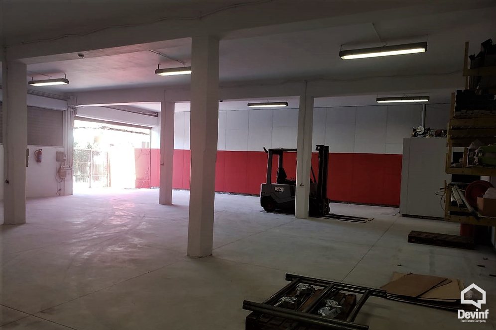 Me Qera Warehouse  A warehouse in Siri Kodra Street Tirane