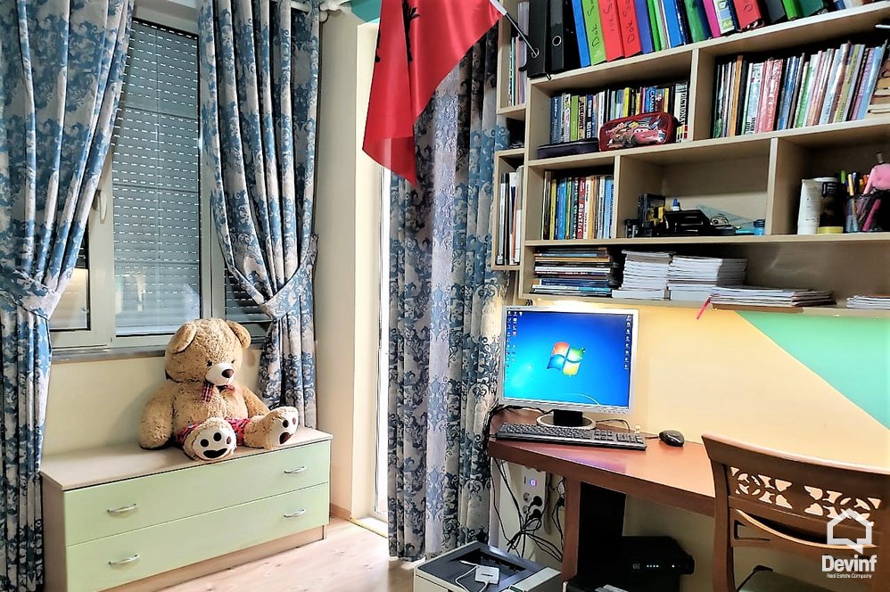 Tirane Shitje Apartament 2+1+G Rruga Medar Shtylla, Komuna e Parisit. apartament
