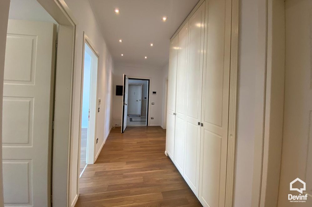 Tirane Qera Zyre 4+1 Zyre, ne nje ndertim te ri ne Bulevardin Gjergj Fishta	 apartament zyre