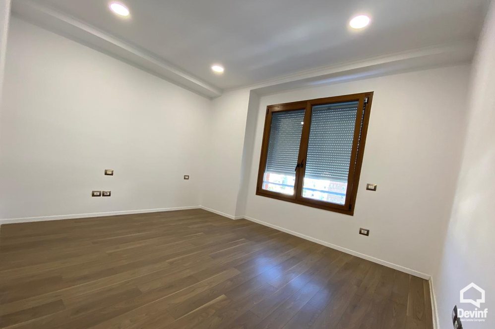 Tirane Qera Zyre 4+1 Zyre, ne nje ndertim te ri ne Bulevardin Gjergj Fishta	 apartament zyre