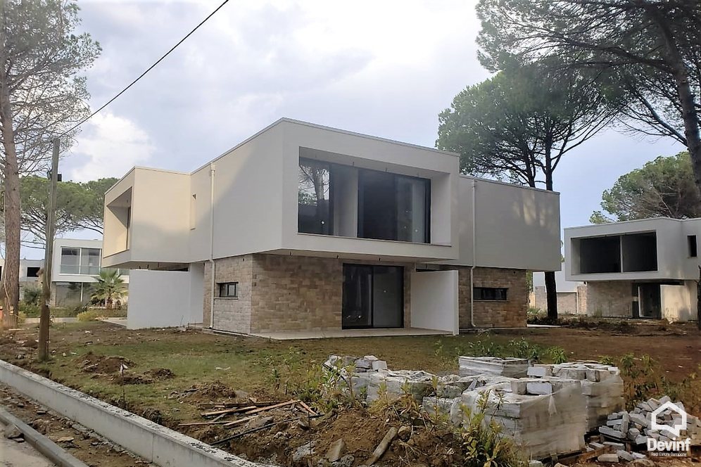 Durres Shitje Vile 2+1+A Kompleks i ri rezidencial ne Gjirin e Lalezit apartament vile bregdet kompleks rezidencial