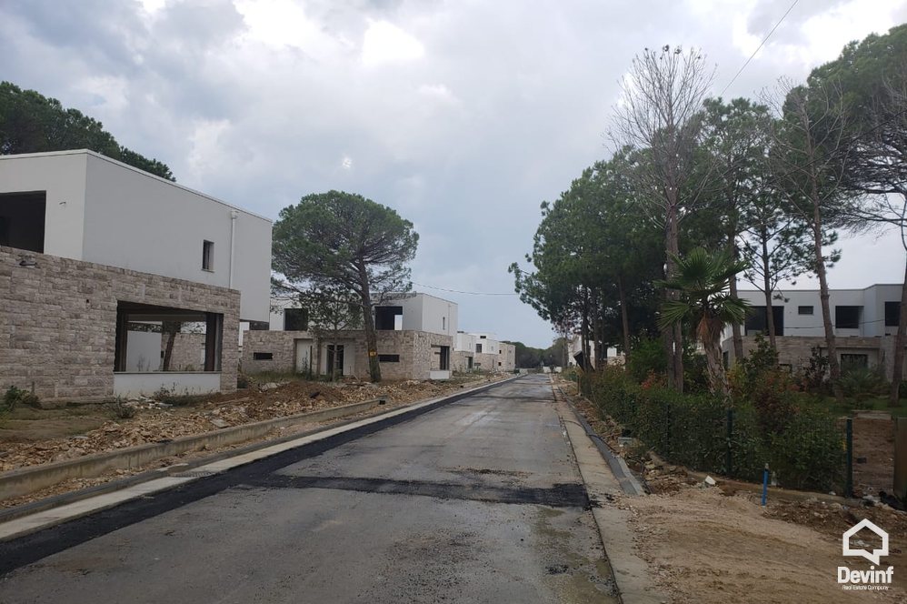 Durres Shitje Vile 2+1+A Kompleks i ri rezidencial ne Gjirin e Lalezit apartament vile bregdet kompleks rezidencial
