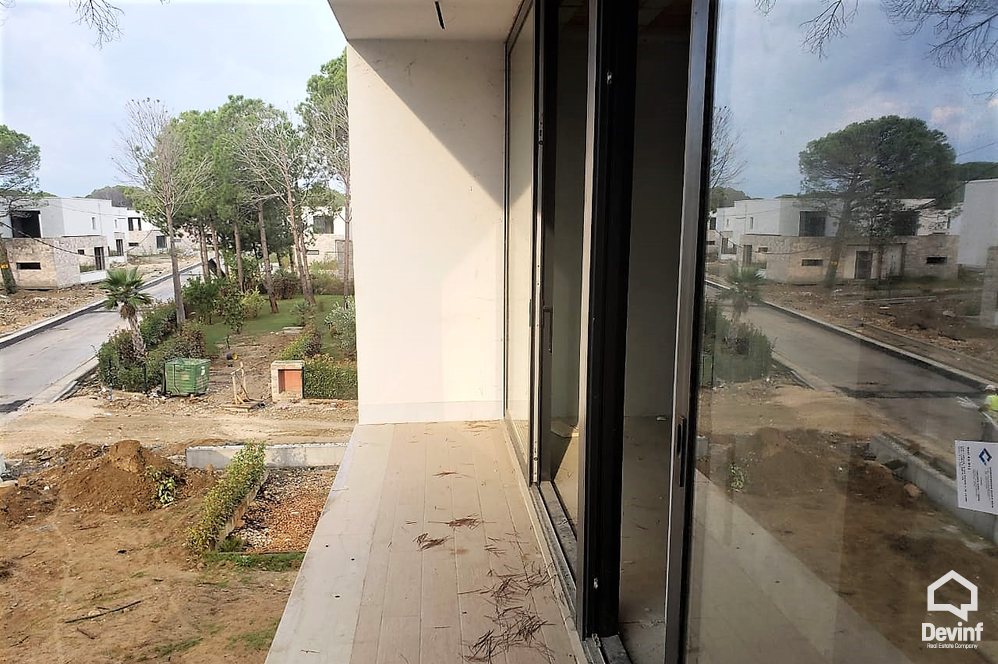 Durres Shitje Vile 2+1+A Kompleks i ri rezidencial ne Gjirin e Lalezit apartament vile bregdet kompleks rezidencial