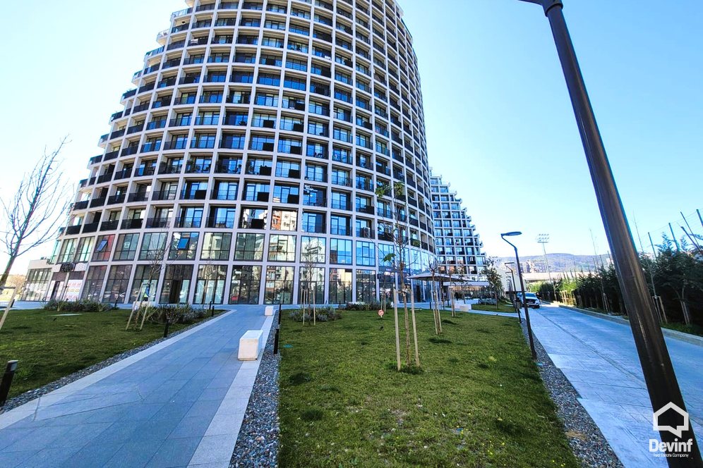 Tirane For Rent Apartment 3+1 Office at Lake View Residence Office qender estetike qender masazhi studio ligjore klinike Hairdresser