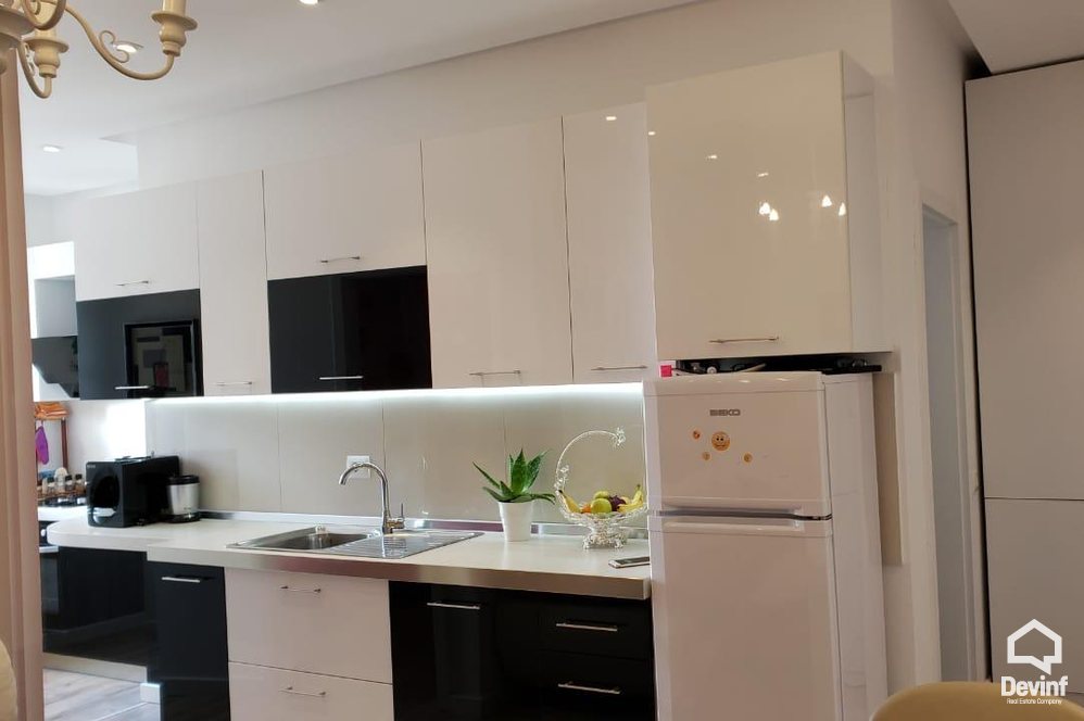 Tirane Shitje Apartament 2+1+A Pallat i ri prane restorant Freskut apartament