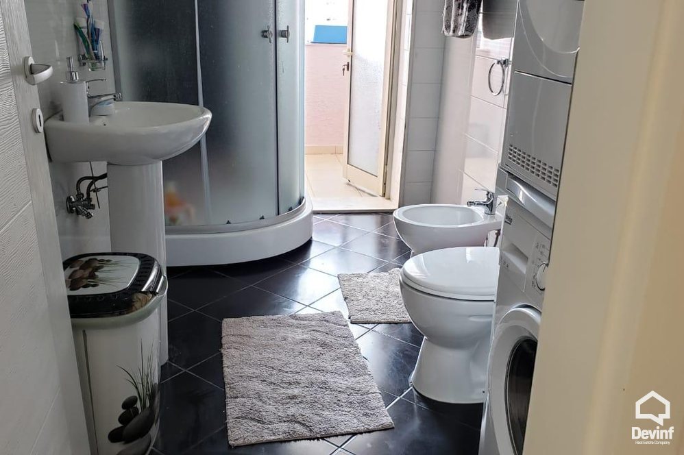 Tirane Shitje Apartament 2+1+A Pallat i ri prane restorant Freskut apartament