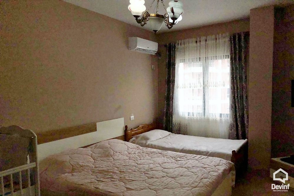Tirane Shitje Apartament 2+1+A Pallati ndodhet prane Stacionit te Trenit apartament kompleks rezidencial