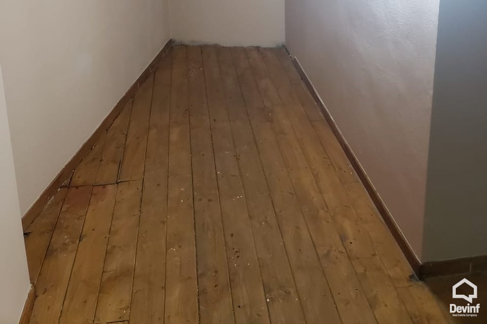 Tirane For Rent Shop  Close to Elbasani Street Office Shop