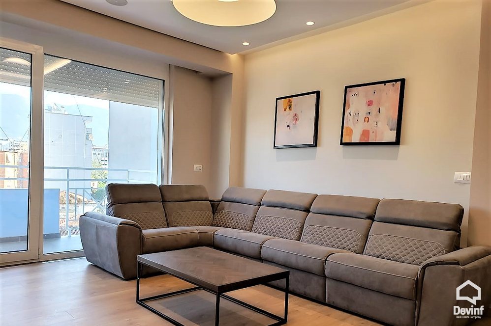 Tirane Shitje Apartament 2+1+A Prane Sheshit Avni Rustemi apartament