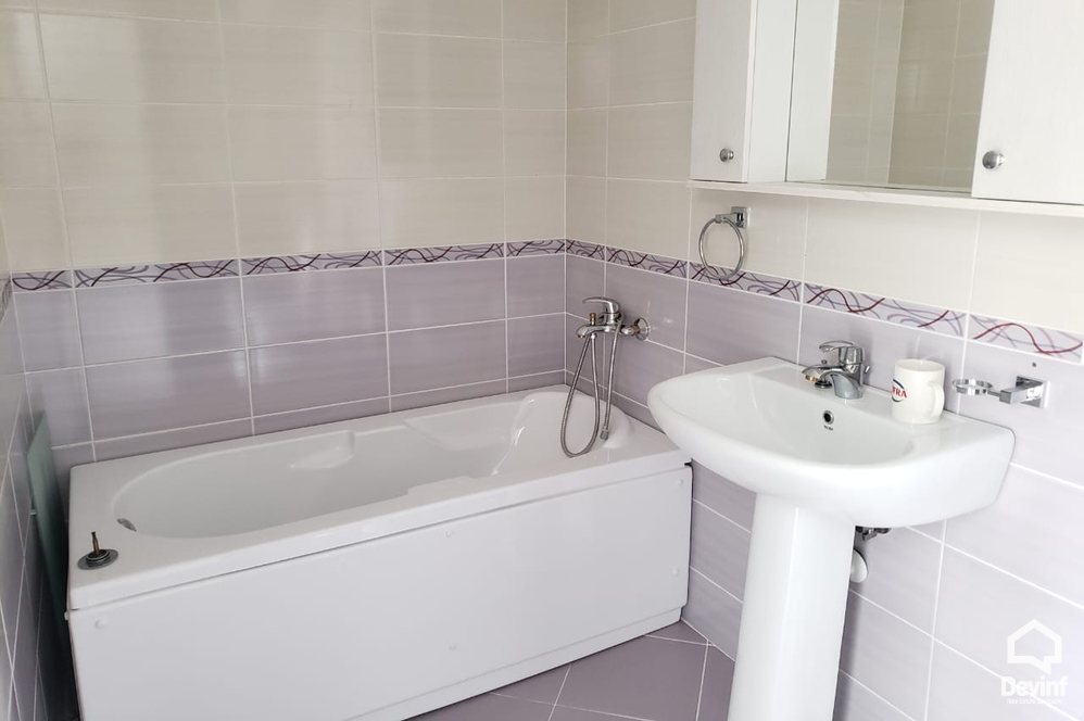Tirane Qera Apartament 3+1+A Rruga Medar Shtylla, Komuna e Parisit. apartament kompleks rezidencial