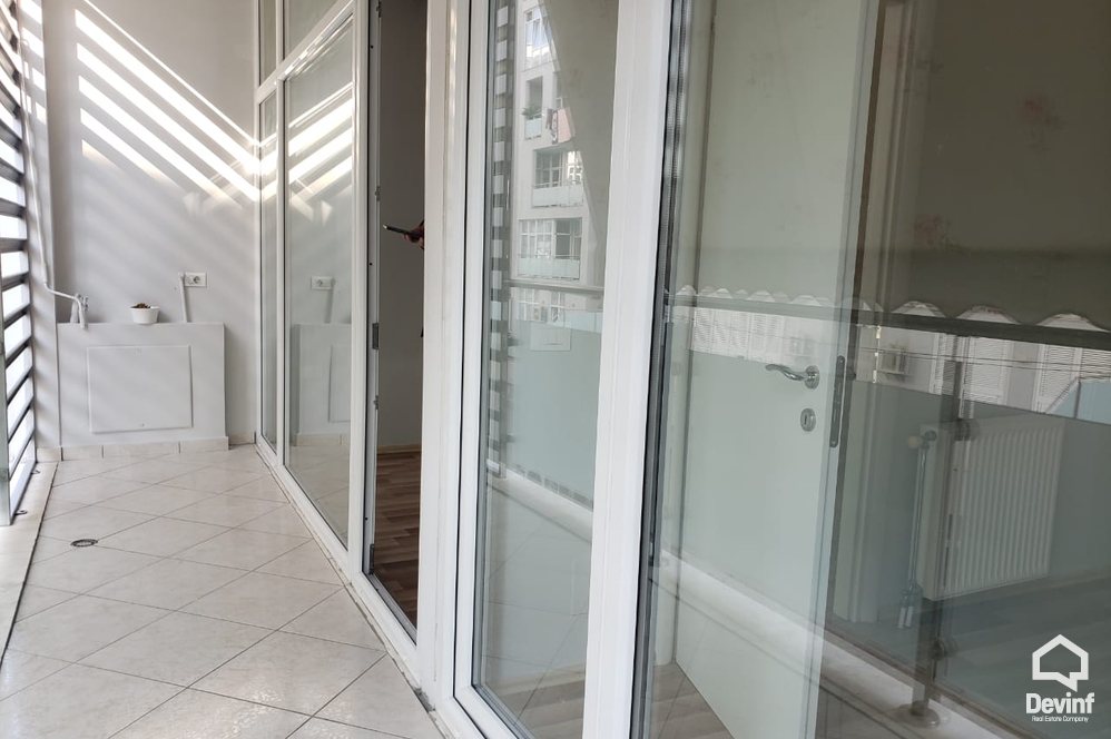 Tirane Qera Apartament 3+1+A Rruga Medar Shtylla, Komuna e Parisit. apartament kompleks rezidencial