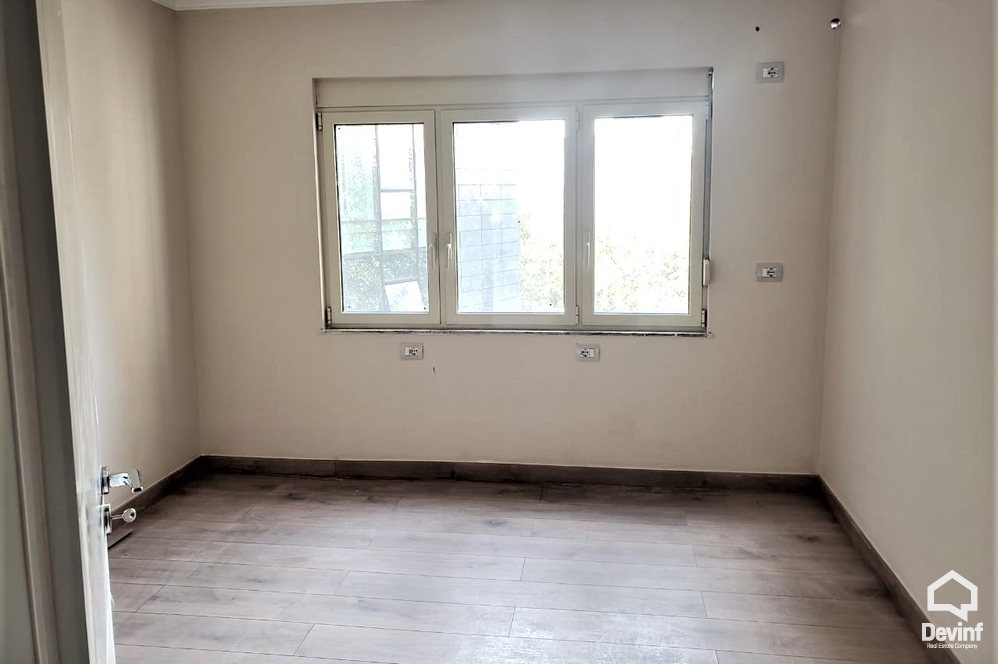 Tirane Qera Zyre 3+1+A Zyre ne qender te Tiranes apartament