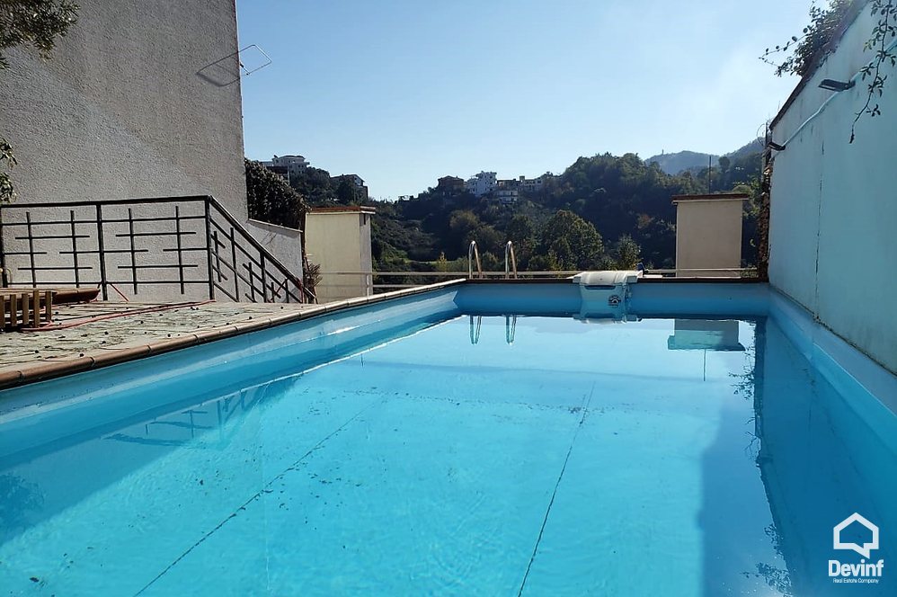 Tirane Qera Vile 3+1+G Kompleks Rezidencial, prane Liqenit te Tiranes vile kompleks rezidencial