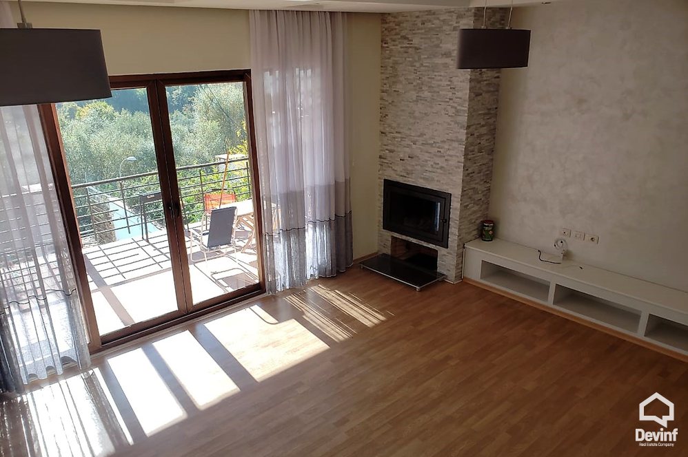 Tirane Qera Vile 3+1+G Kompleks Rezidencial, prane Liqenit te Tiranes vile kompleks rezidencial