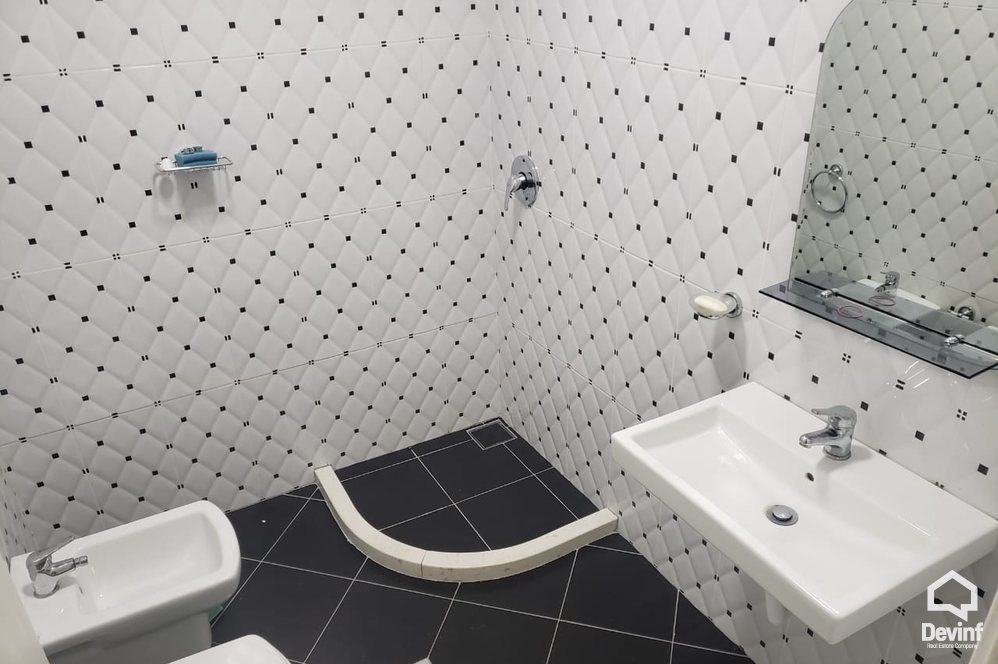 Tirane For Rent Apartment 2+1+A At the crossway of Hoxha Tahsin Street with Bardhyl Street Apartment
