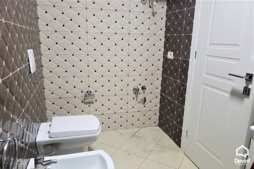 Tirane For Rent Apartment 2+1+A At the crossway of Hoxha Tahsin Street with Bardhyl Street Apartment