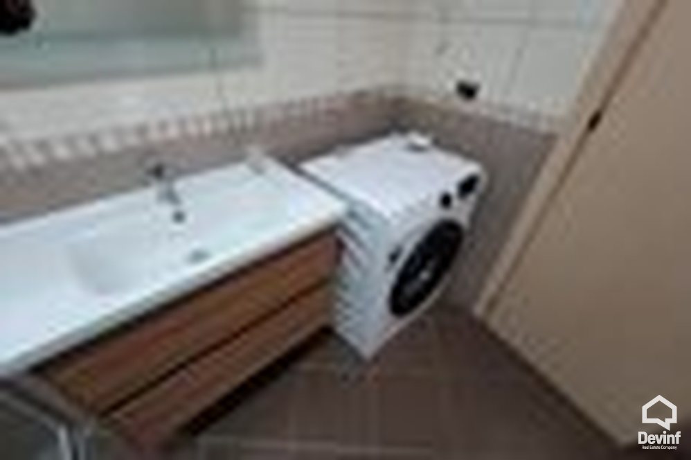 Tirane Qera Apartament 3+1+A Ne zonen e Kopeshtit Botanik apartament