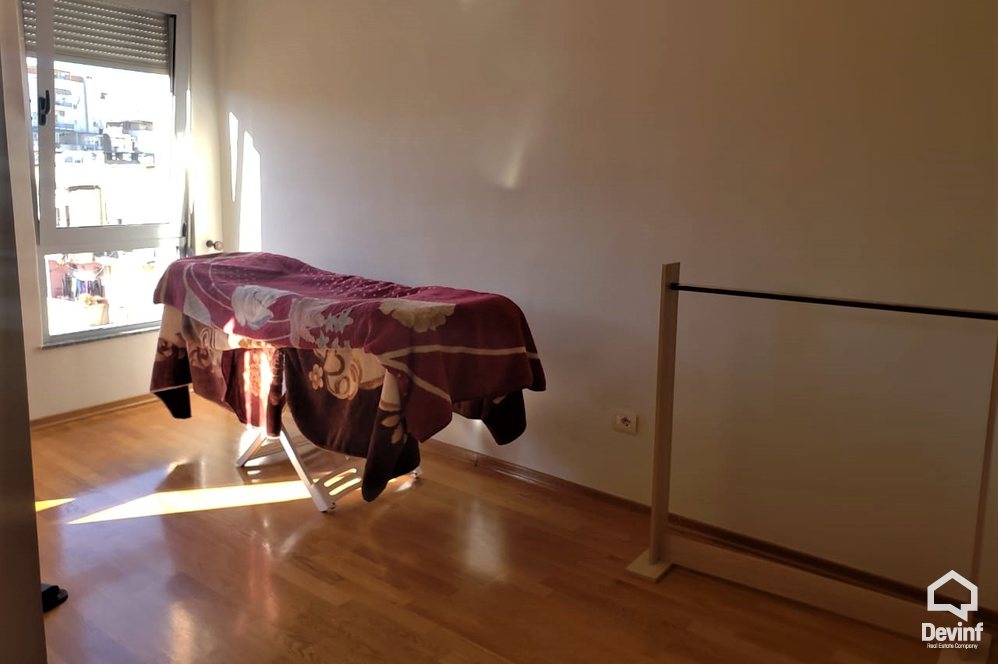 Tirane Qera Apartament 3+1+A Apartament prane Rr. Elbasanit apartament
