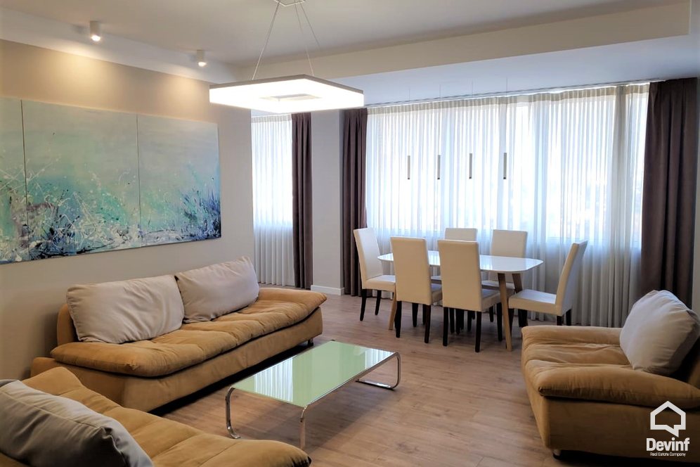 Me Qera Apartament 2+1+A Apartament ne qender te Tiranes Tirane