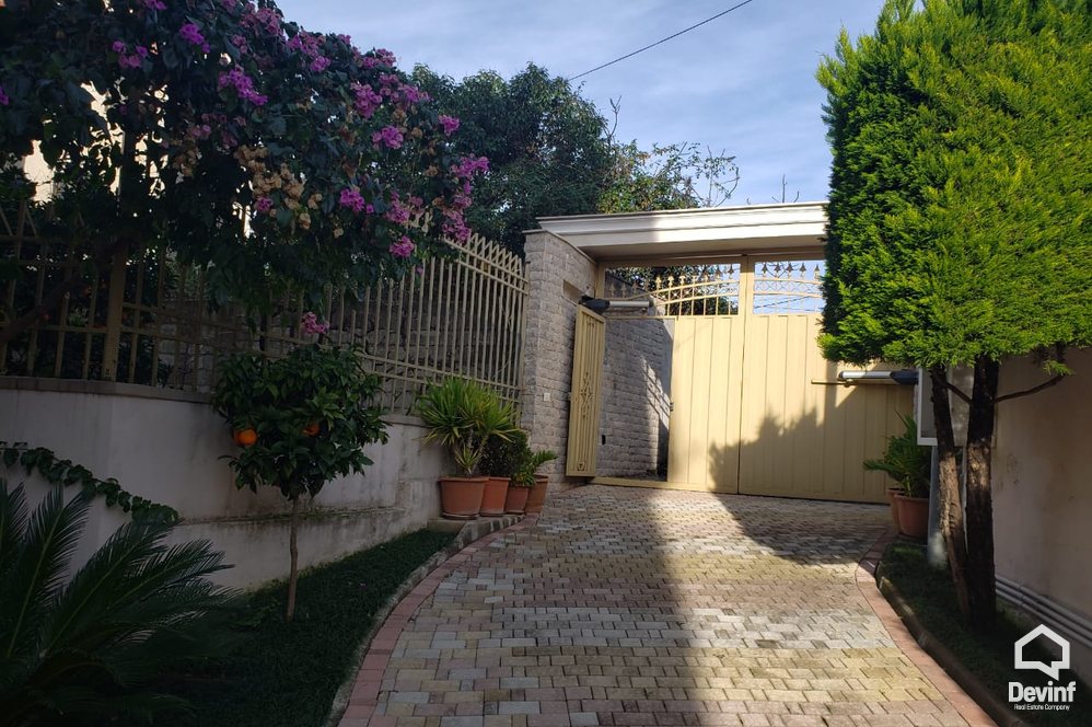 Tirane For Rent Apartment 3+1+G Apartment in Mihal Grameno Street Apartment Villa Floor