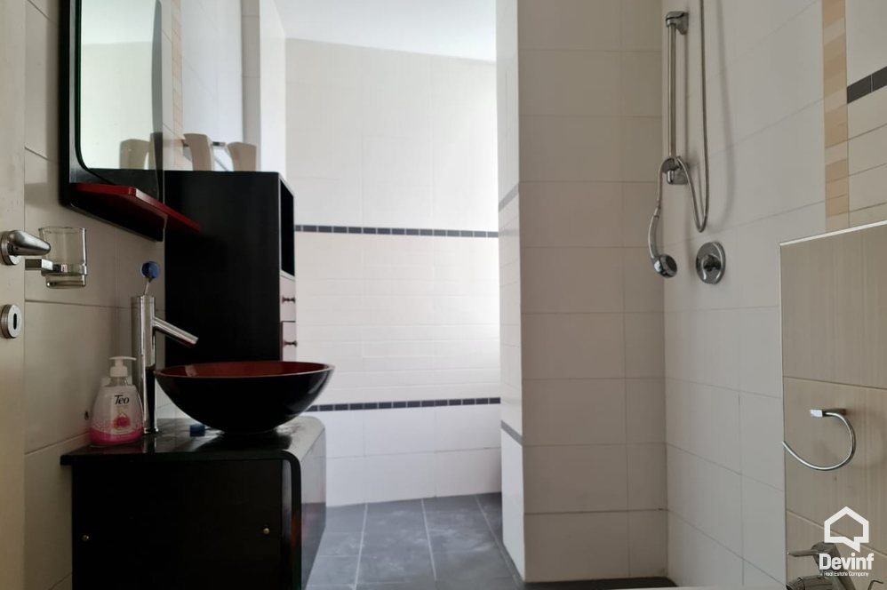 Tirane For Rent Office 3+1 Office in Blloku area Apartment Office