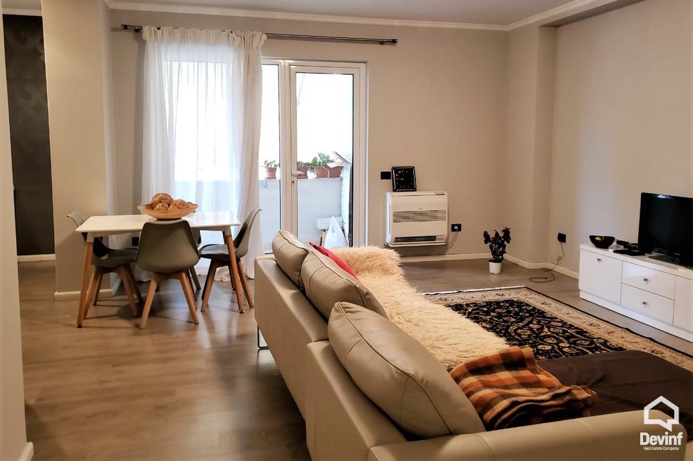 Tirane Qera Apartament 1+1+A Apartament prane Shkolles se Baletit apartament