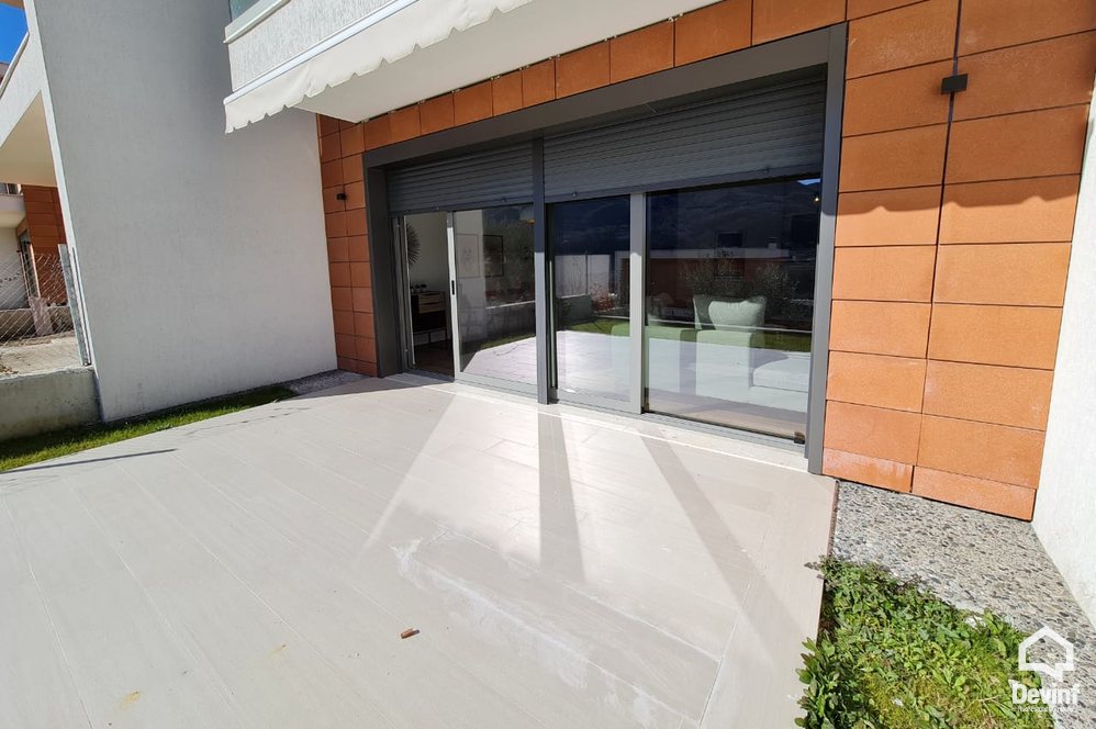 Tirane For Sale Villa 2+1+A House in a residential compound in Petrela District, positioned close to Tirana East Gate Villa Residential Complex