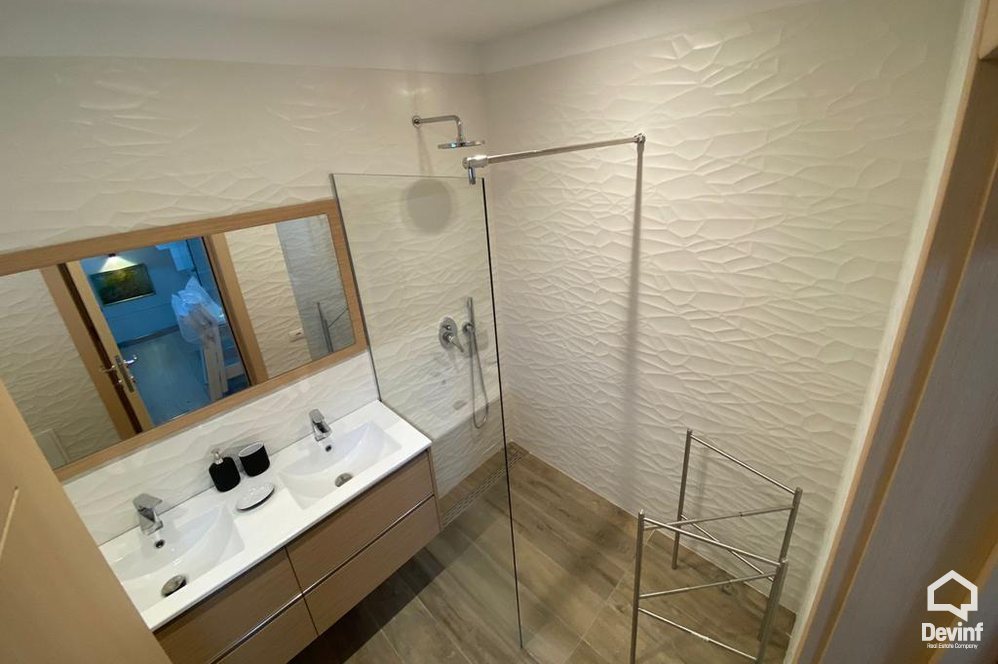 Tirane For Rent Villa 3+1 House in a residential compound in Petrela District, positioned close to Tirana East Gate Villa Residential Complex