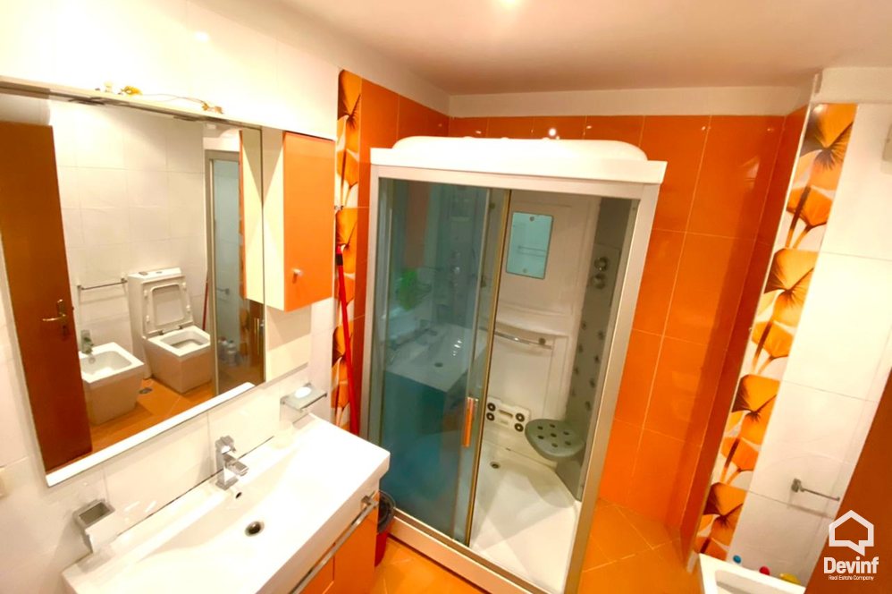 Tirane Qera Apartament 1+1+A Pallati i ri prane ish Ekspozites Shqiperia Sot. apartament