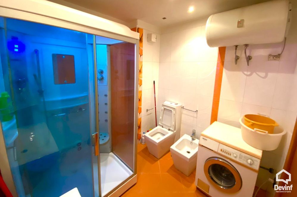 Tirane Qera Apartament 1+1+A Pallati i ri prane ish Ekspozites Shqiperia Sot. apartament