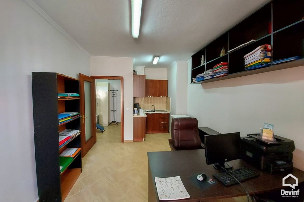 Tirane Qera Zyre 1+1+A Zyre prane ish Ekspozites Shqiperia Sot apartament