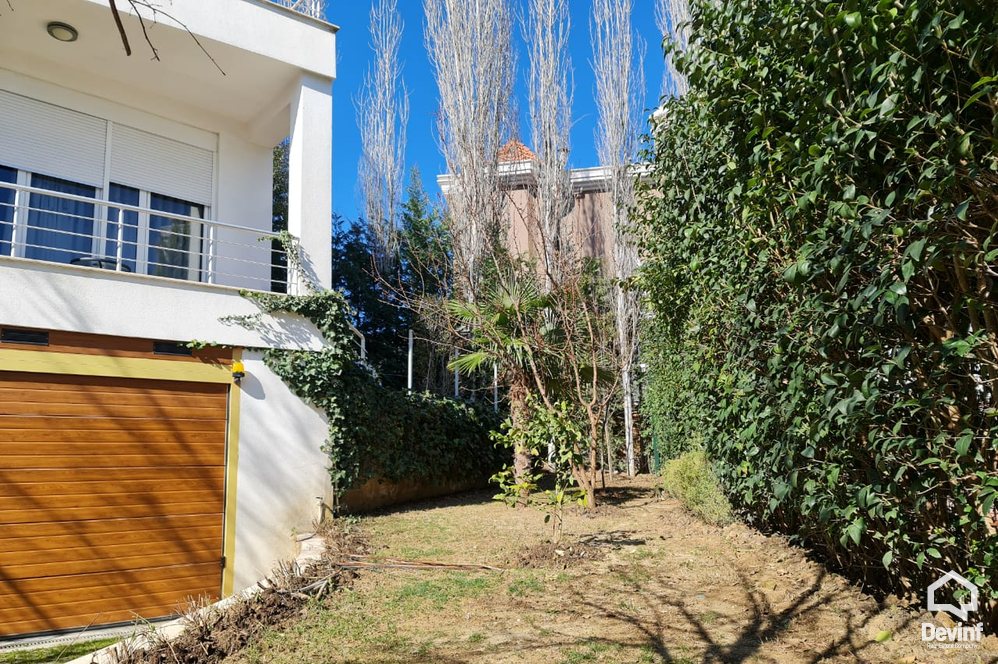 Tirane For Rent Villa Me shume se 4 dhoma Villa located close to TEG shopping mall area Villa Residential Complex