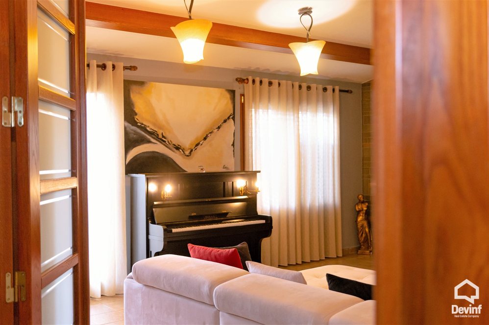 Tirane Qera Apartament 4+1+G Prane Stadiumit Air Albania apartament