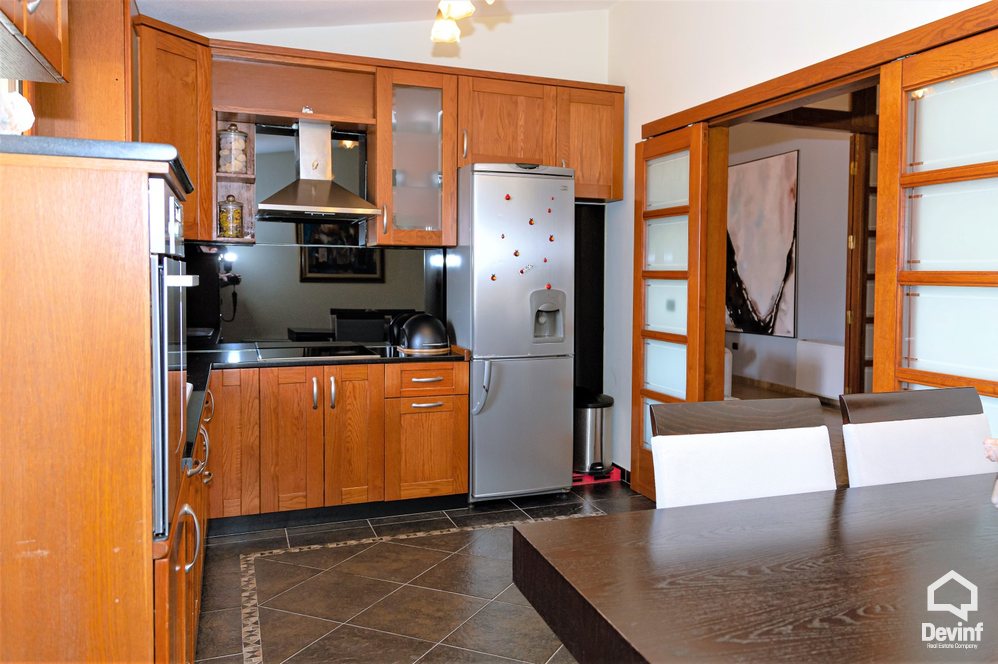 Tirane Qera Apartament 4+1+G Prane Stadiumit Air Albania apartament