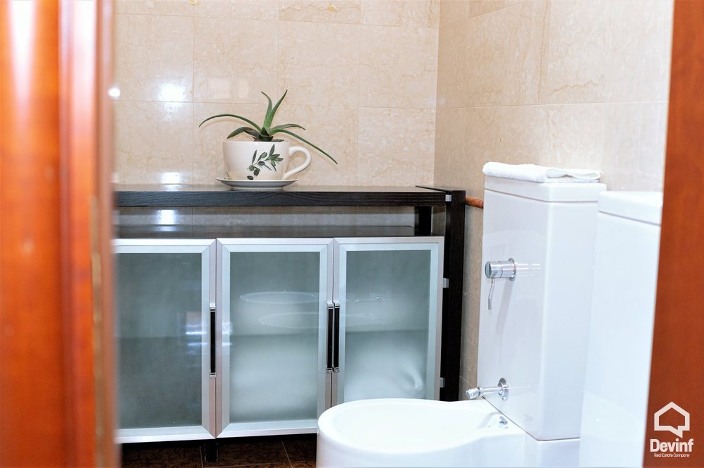 Tirane Qera Apartament 4+1+G Prane Stadiumit Air Albania apartament