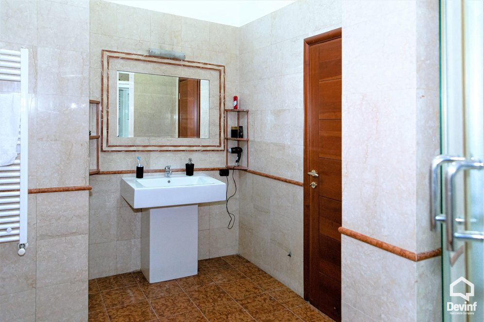 Tirane Qera Apartament 4+1+G Prane Stadiumit Air Albania apartament